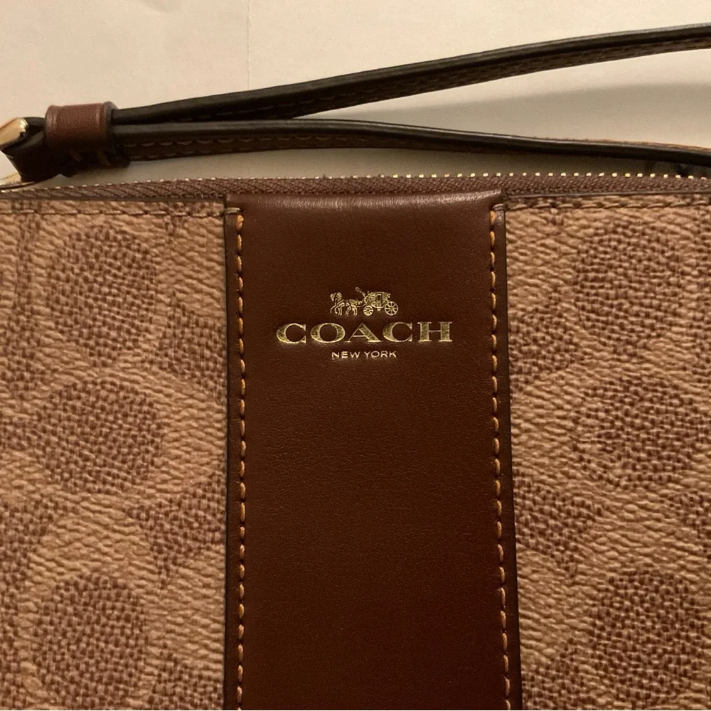 Coach Brown Wristlet Clutch - Picture 2 of 9